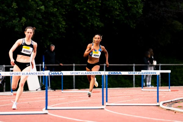 Djamila Boehm (LC Rehlingen) ueber 400m Huerden am 28.05.2022 waehrend der World Athletics Continental Tour IFAM Oordegem in Oordegem